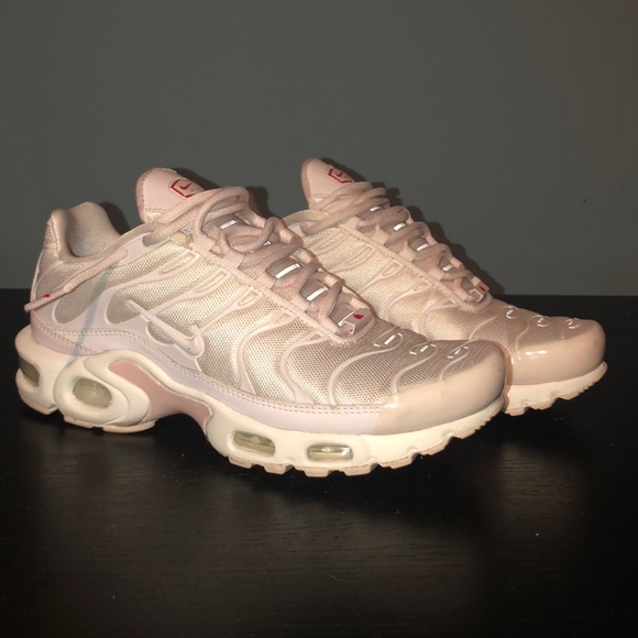 nike air max plus tn se women's